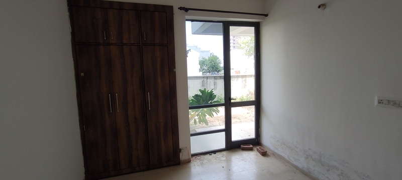 Vatika India Next / 2BHK Resale Floor / Sec. 82