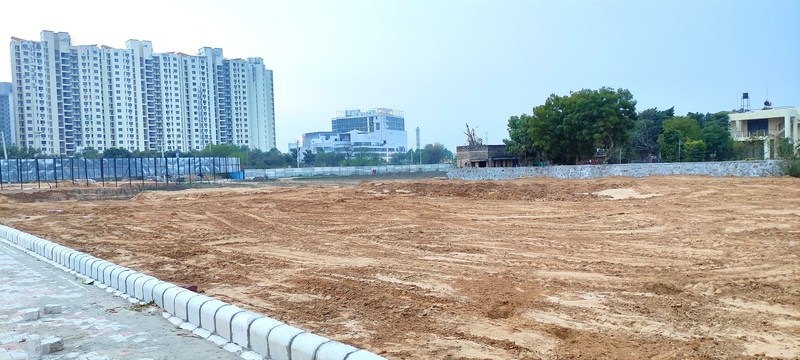 Deen Dayal Plots / Sector 95